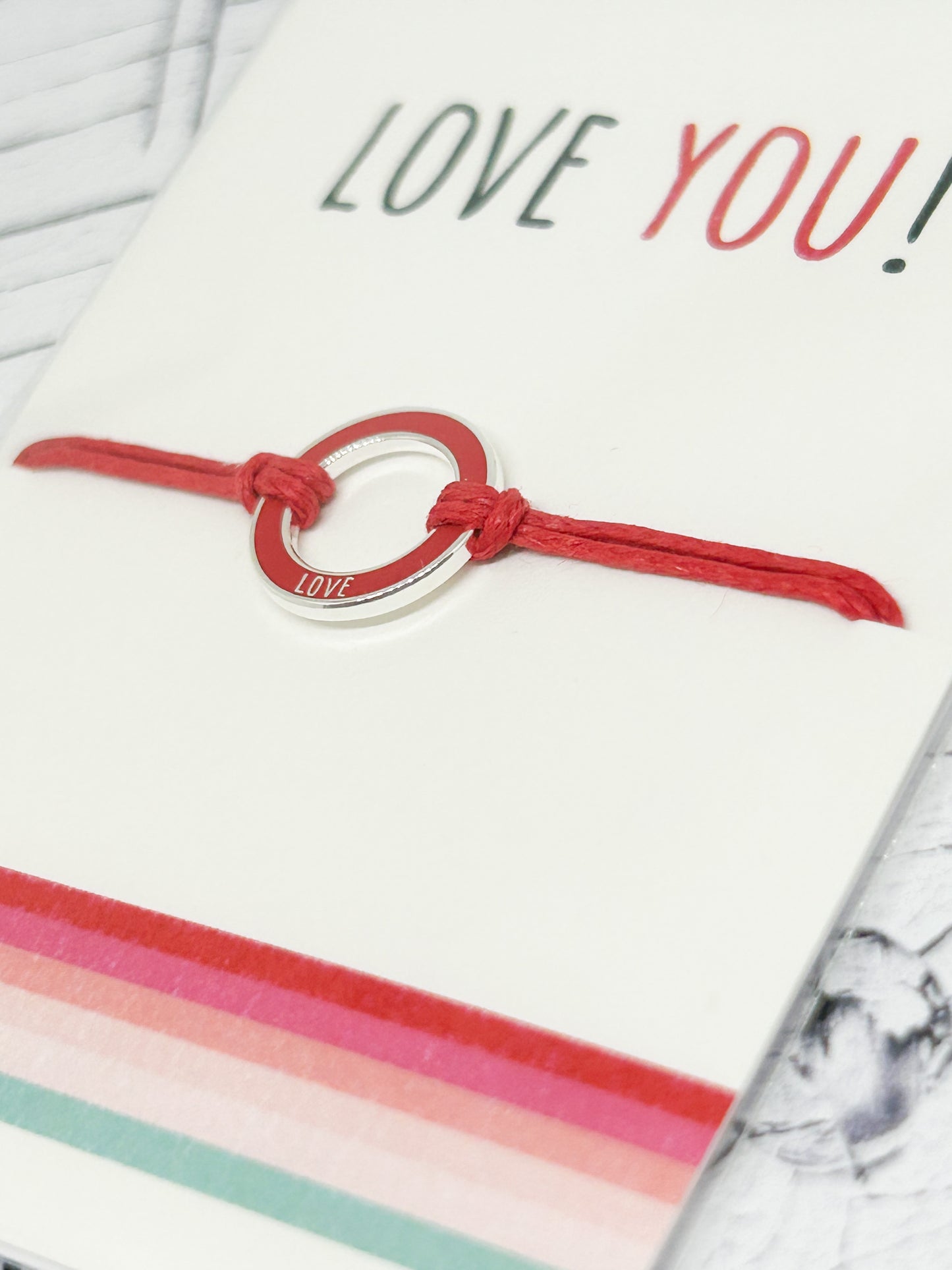 'Love You!' Sentiment String Charm Bracelet.
