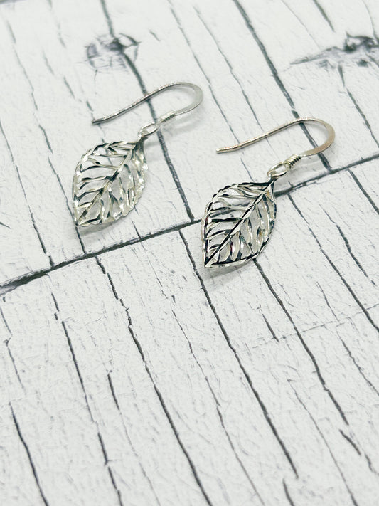 Sterling Silver leaf earrings - Eve & Flamingo