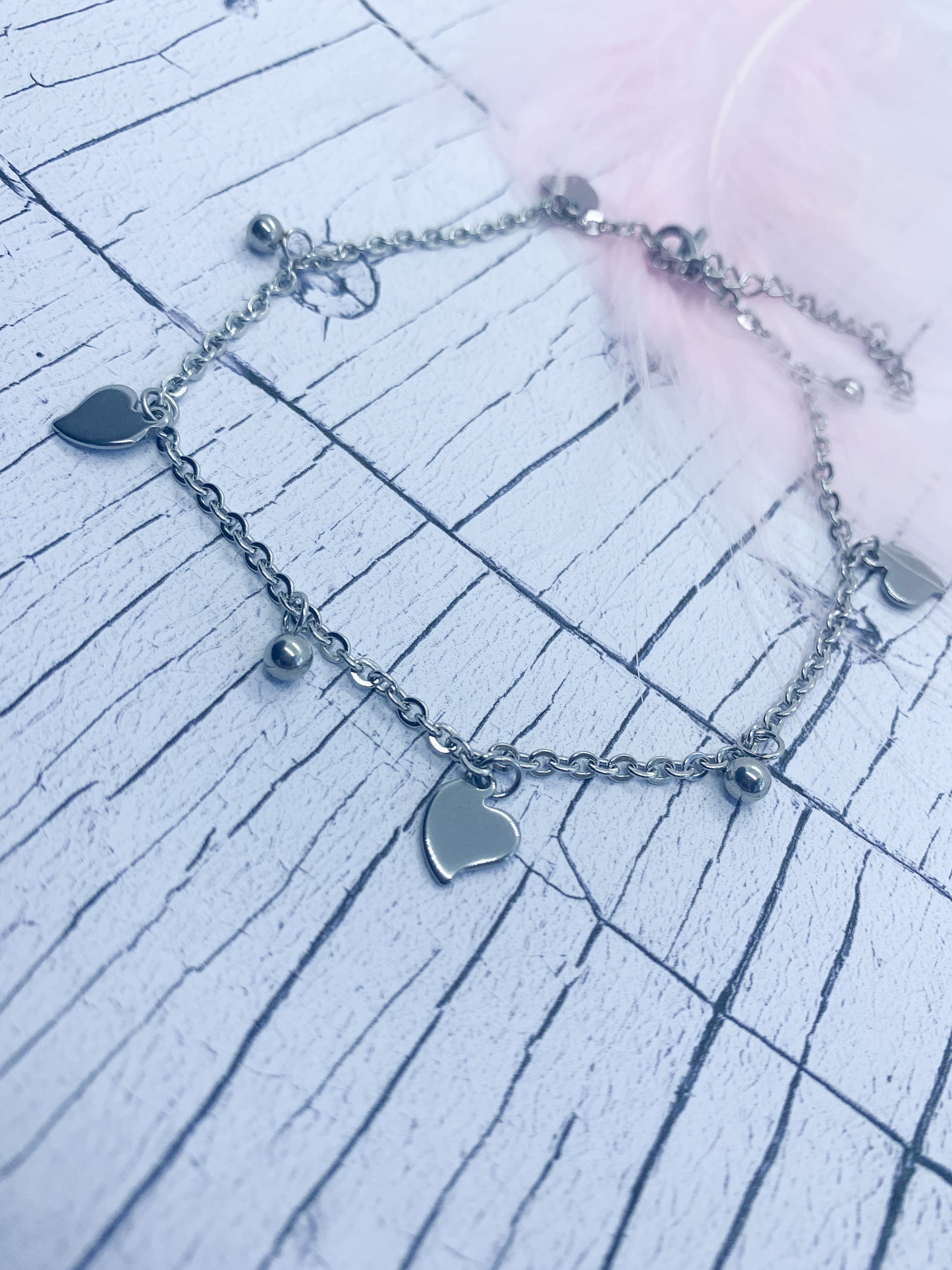 Heart and ball charm anklet - Eve & Flamingo